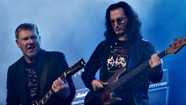 RUSH - ALEX LIFESON And GEDDY LEE On 30th Anniversary Of Toronto's Budwesier Stage - "We’ve Experienced Profound Emotions And Triumphs In That Space"