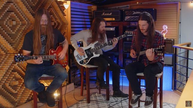 ANCIIENTS – “Melt The Crown” Guitar Playthrough Video Streaming