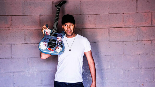 TOM MORELLO Talks Guesting On New DEF LEPPARD Single "Just Like 73" - "I Hope To Jam It With Them Some Time" (Video)