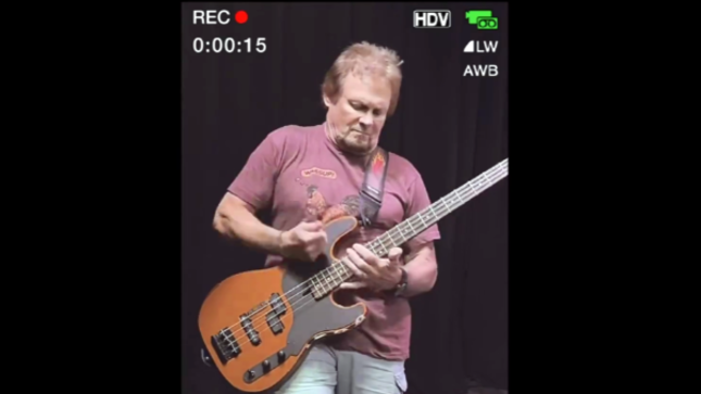 SAMMY HAGAR Shares More Rehearsal Footage For "The Best Of All Worlds" VAN HALEN Tribute Tour - "We Know Mikey Is Going To Crush Those Basslines"