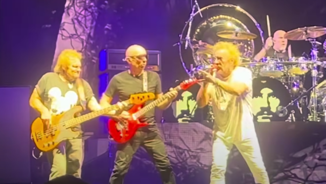 SAMMY HAGAR Kicks Off "The Best Of All Worlds" VAN HALEN Tribute Tour; Fan-Filmed Video Available, Setlist Revealed 