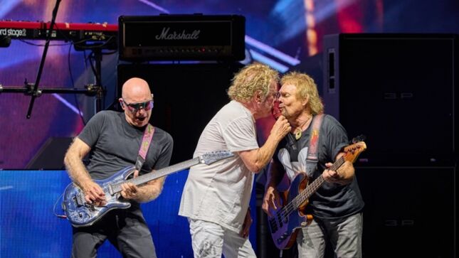 SAMMY HAGAR's Best Of Both Worlds Tour Debuts In South Florida Bringing VAN HALEN's Classic To Life