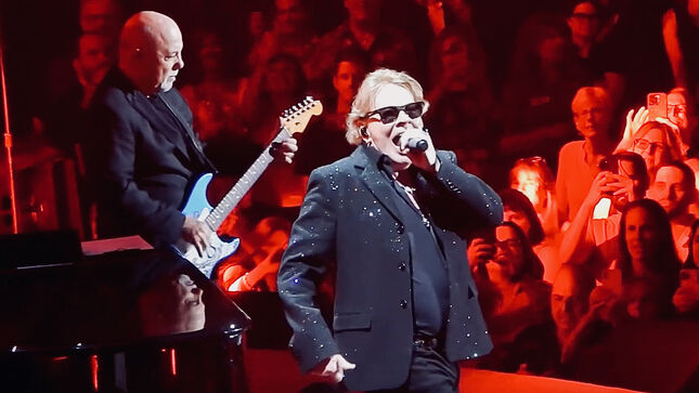 GUNS N' ROSES' AXL ROSE Joins BILLY JOEL For AC/DC, WINGS Classics In NYC; Video