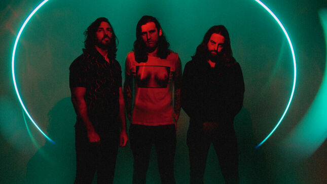 TAYNE Signs To MNRK Heavy/Inside Job; Band Unveils 