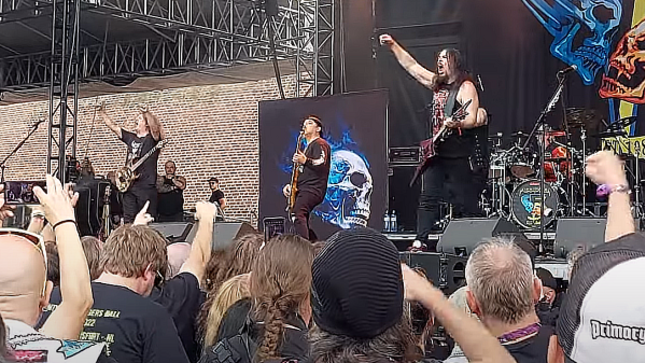 VOIVOD Guitarist DANIEL MONGRAIN Plays First Show With FORBIDDEN On European Summer Tour; Fan-Filmed Video Available