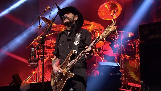 MOTÖRHEAD - 55 Harley Davidson Bikers Deliver LEMMY's Ashes To Nottingham's Rock City; Video, Photos