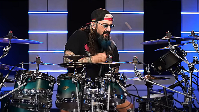 MIKE PORTNOY On His Return To DREAM THEATER - "I'm Not As Much Of A Control Freak As I Used To Be" (Video)