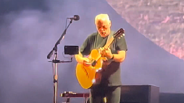 PINK FLOYD Legend DAVID GILMOUR Kicks Off Luck And Strange Tour In Rome; Fan-Filmed Video Available