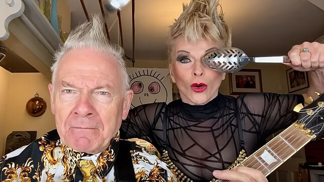 ROBERT FRIPP & TOYAH Take On GERRY AND THE PACEMAKERS Classic "How Do You Do It?"; Video