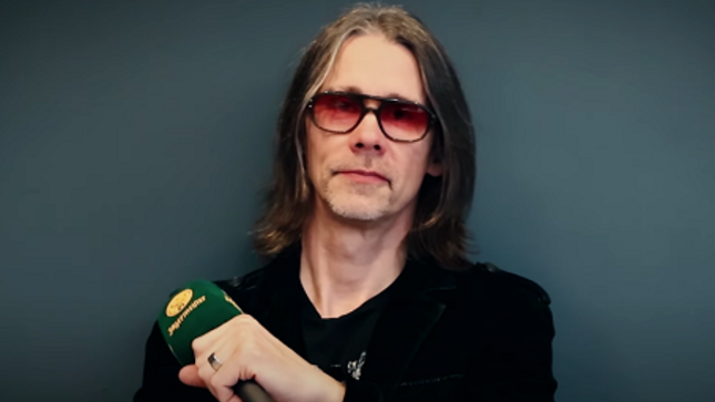 MYLES KENNEDY - "My Story As Rock Frontman"; Video