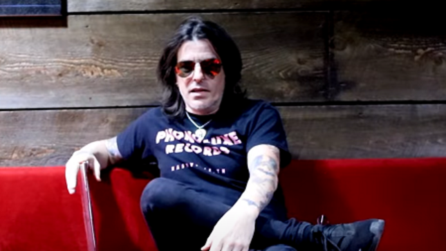 SKID ROW - "We've Always Been Nervous About Putting Out A Live Record"