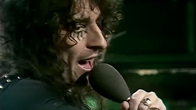 Watch ALICE COOPER Perform "Under My Wheels" On BBC's The Old Grey Whistle Test; Rare 1971 Video Resurfaces