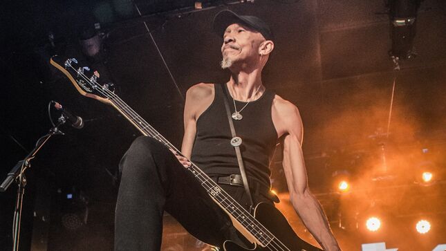 DUG PINNICK Discusses New Solo LP – "Musically, I Was Just In This AC/DC, RED HOT CHILI PEPPERS Funk Vibe In My Head"	