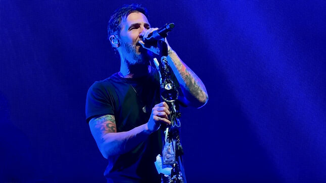 Morrison Hotel Gallery Hosts Special GODSMACK Exhibition With Lead Singer SULLY ERNA In Attendance