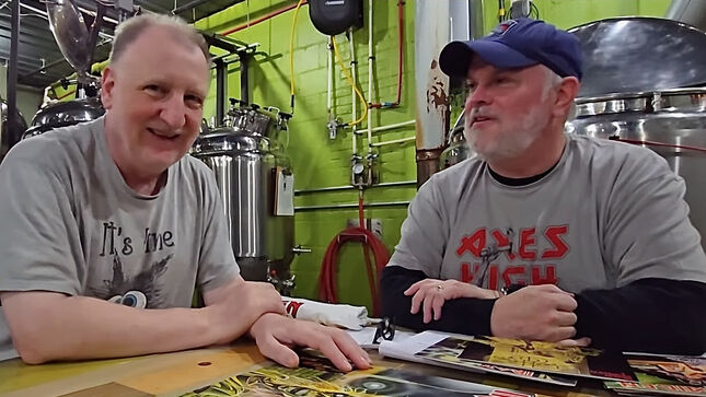 IRON MAIDEN - Maiden Japan Cover With PAUL DI'ANNO's Severed Head Explained By "Eddie" Creator DEREK RIGGS