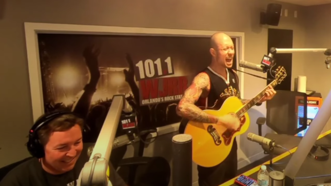 TRIVIUM Frontman MATT HEAFY Shares Solo Acoustic Performance Of "The Heart From Your Hate" (Video)