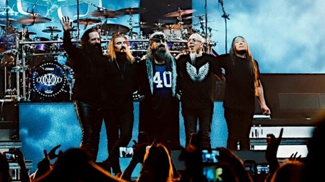 DREAM THEATER Film 40th Anniversary Paris Show For Official Live Release - "It Was One Of Those Nights Where All The Stars Aligned" (Video)