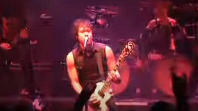 TRIVIUM Frontman MATT HEAFY Shares "Rain" Live At London Astoria 2005 Archive Video