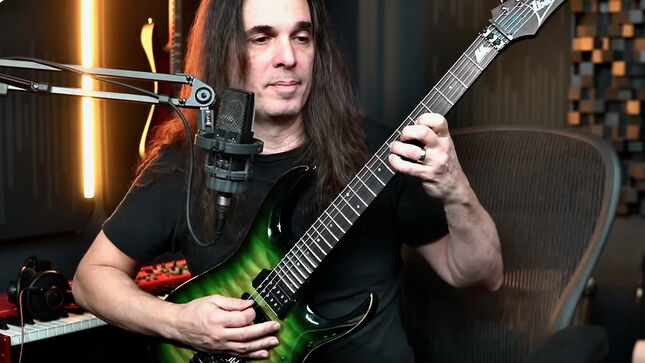 Former MEGADETH Guitarist KIKO LOUREIRO Welcomes The New Year With Final Live Stream Of 2024; Video