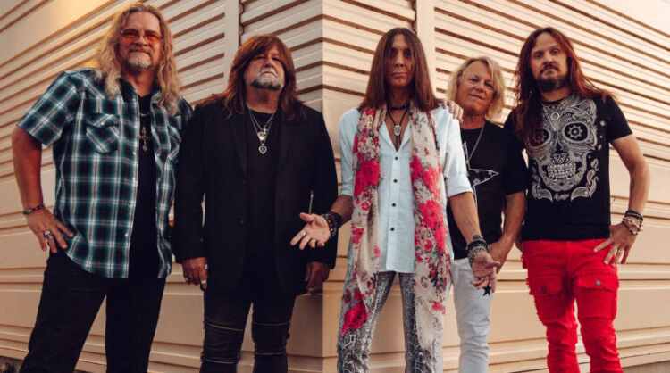 TESLA “Don’t Have A Fixed Plan” For Next Studio Album – “At This Stage Of Our Career, We Prefer To Let Things Happen Naturally,” Says FRANK HANNON