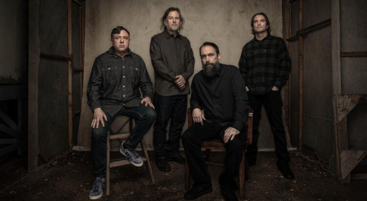 CLUTCH To Release Earth Rocker (Clutch Collector’s Series) In June; Unboxing Video