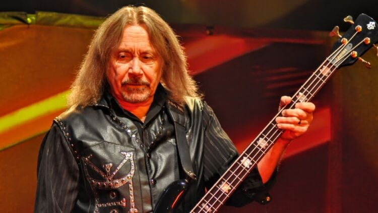 “The Last Couple Of Tours Have Been A Struggle…” – IAN HILL Opens Up About His JUDAS PRIEST Retirement